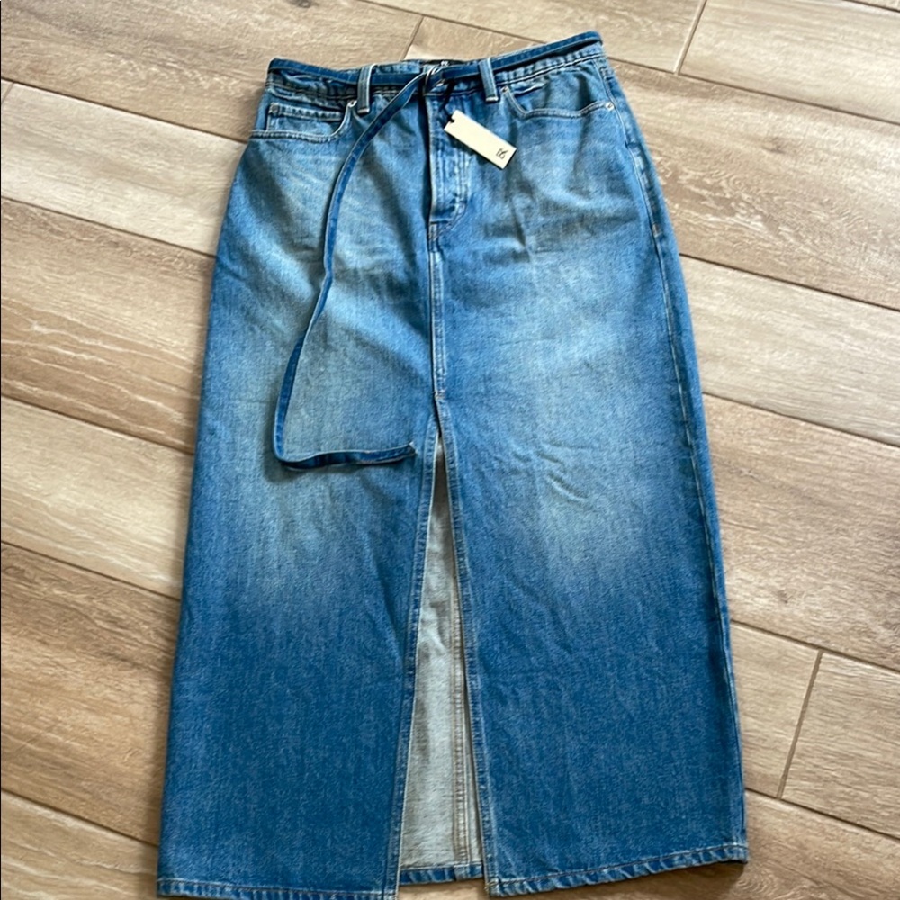 Banana Republic Women's Blue Denim Skirt SIZE 8